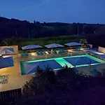 Les Bernardies Сasa de vacaciones *