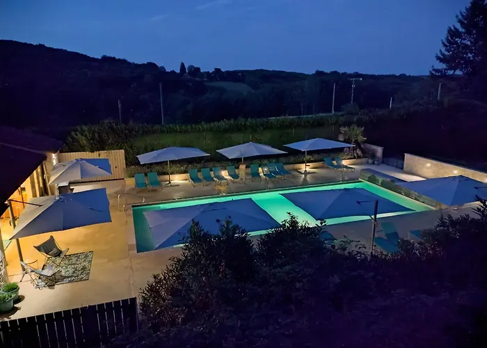Les Bernardies Feriehus *